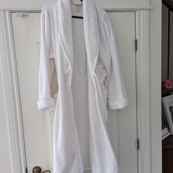 Bath robe size XL white excellent condition ✨ - Picture 11 of 12